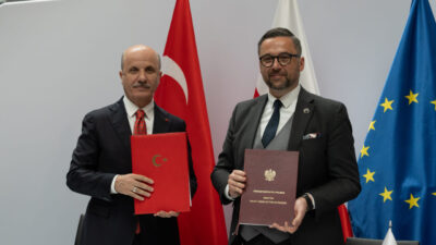 - YÖK Başkanı Prof. Dr. Erol Özvar:
- "Bugünkü forumu ve