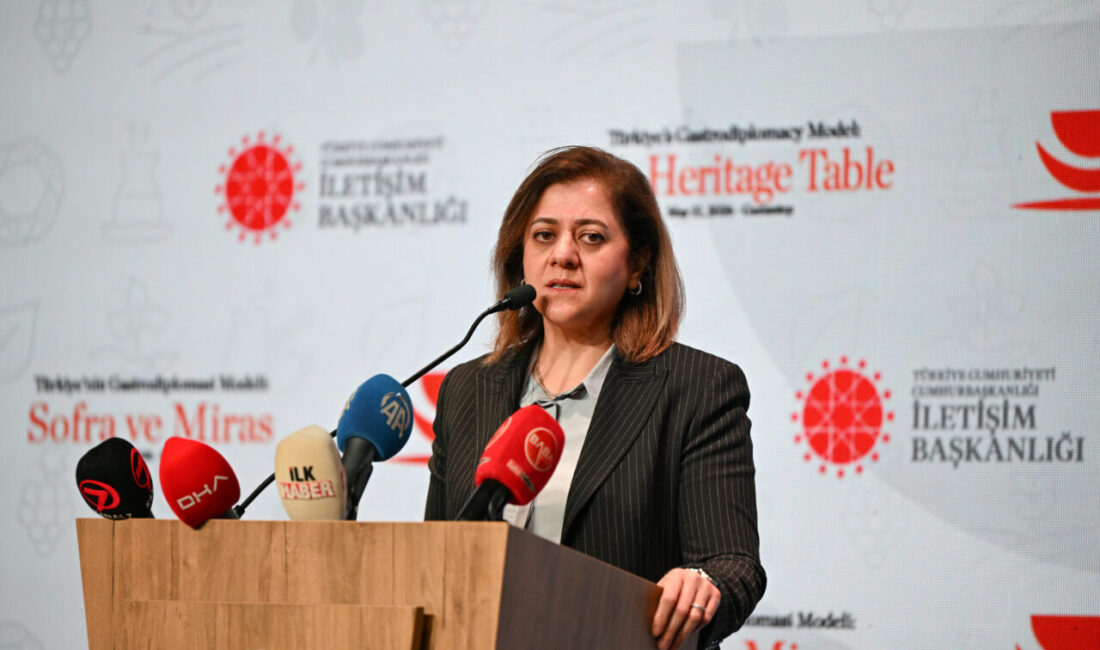 - Gaziantep Valisi Kemal Çeber:
- "Gaziantep olarak hak ettiğimiz bir