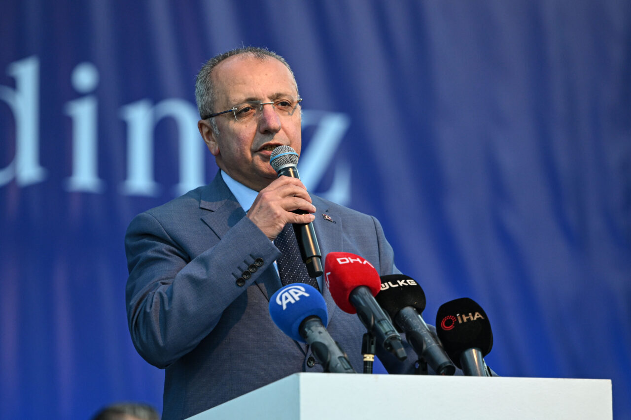 İSTANBUL (AA) – Ümraniye Belediyesince "Roman Kardeşlerimiz Ümraniye'de Buluşuyor" programı