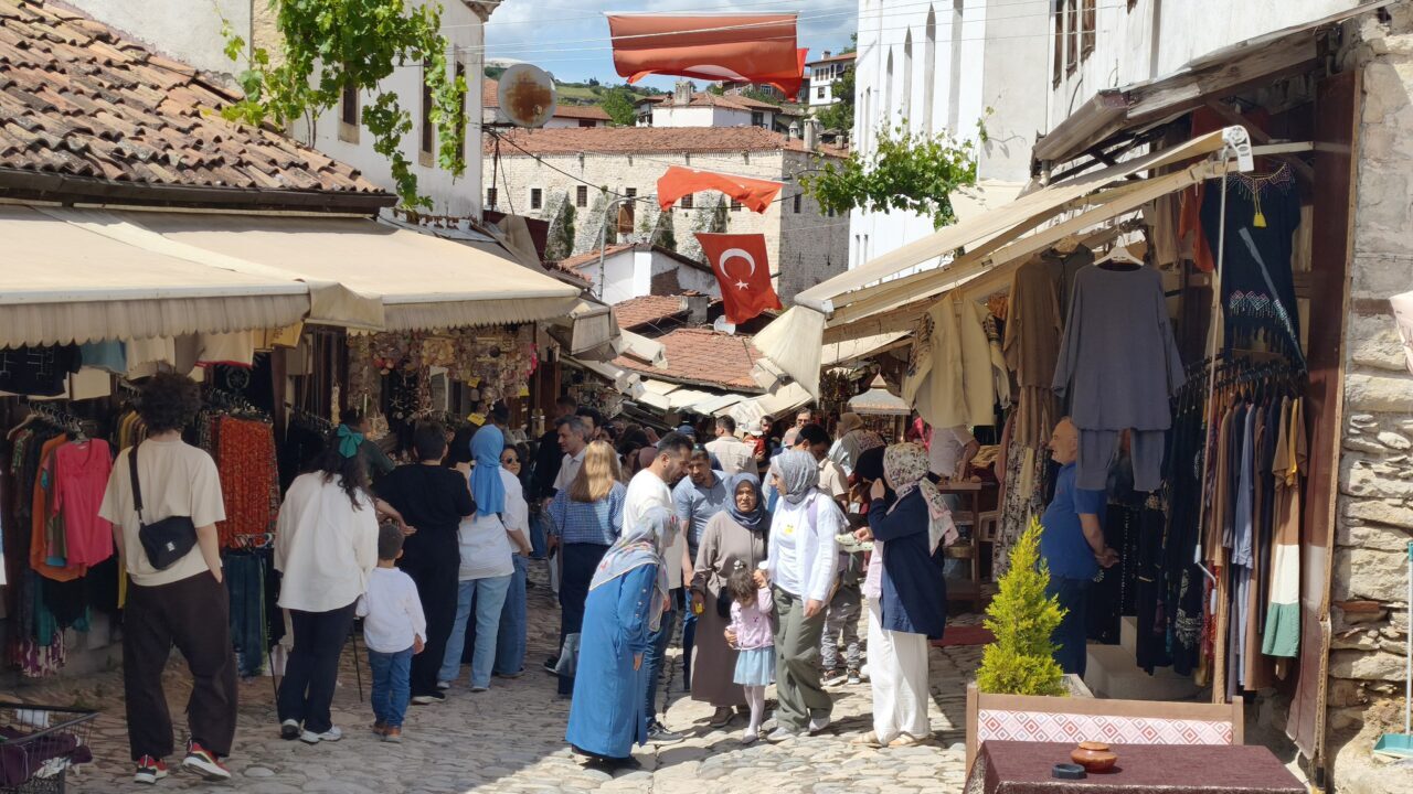 KARABÜK (AA) – Karabük'ün Safranbolu ilçesinde Kurban Bayramı'nın son gününde