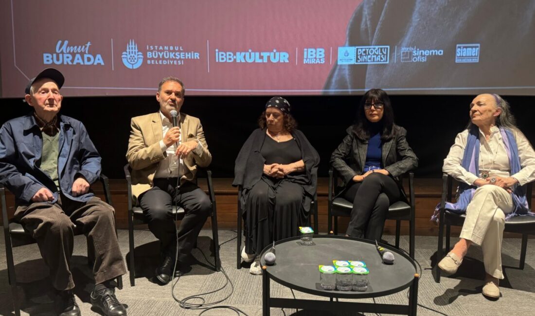 - Prof. Dr. Bülent Vardar:
- "Yılmaz, sinemamızın uluslararası bir seviyeye