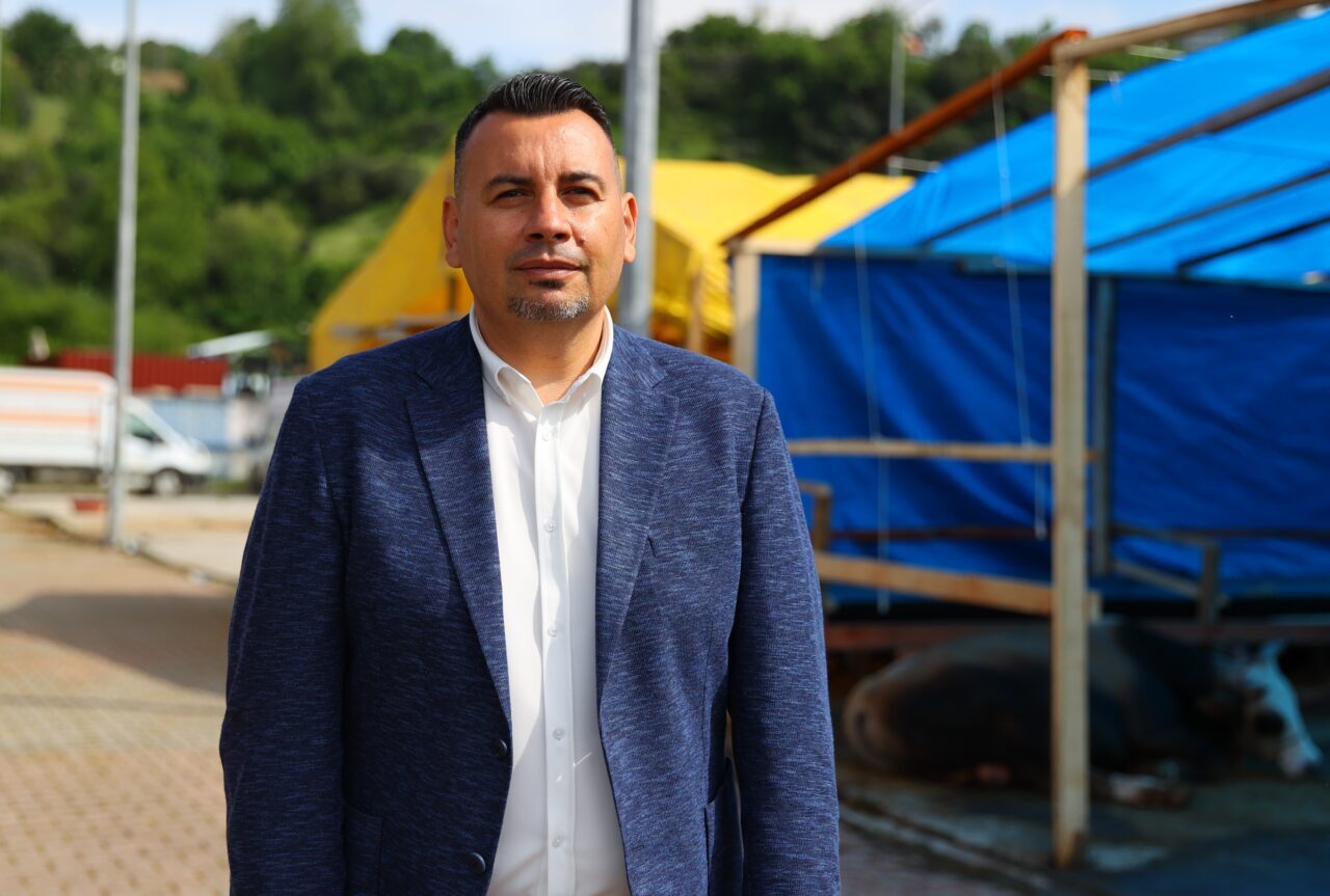 - OMÜ Veteriner Fakültesi Dekan Yardımcısı Prof. Dr. Ali Gücükoğlu:
-
