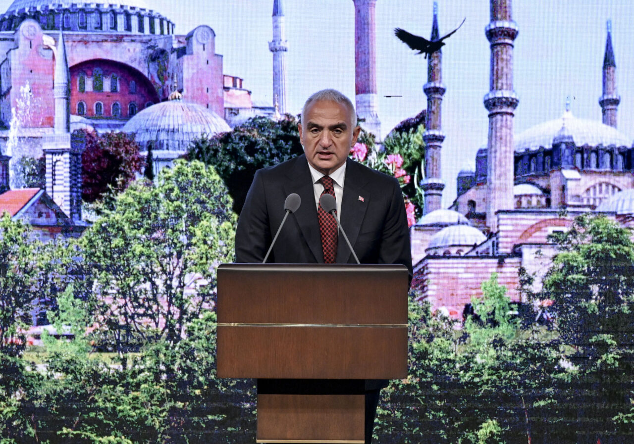 - "Son 24 yılda yurt içi ve yurt dışında tamamladığımız