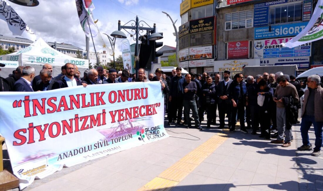 VAN (AA) – Van'da İsrail'in, Gazze'ye insani yardım götüren Küresel