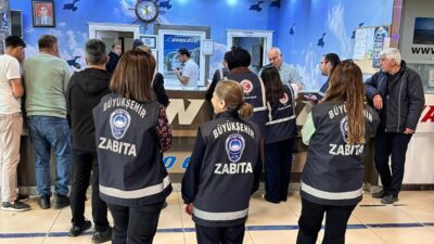 VAN (AA) – Van'da Kurban Bayramı öncesi otogarda ücret tarifelerine