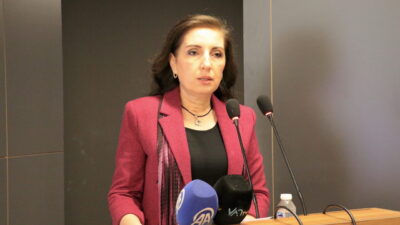 VAN (AA) – Van'da "Müzeler Bölünmüş Dünyayı Birleştiriyor" temasıyla Müzeler