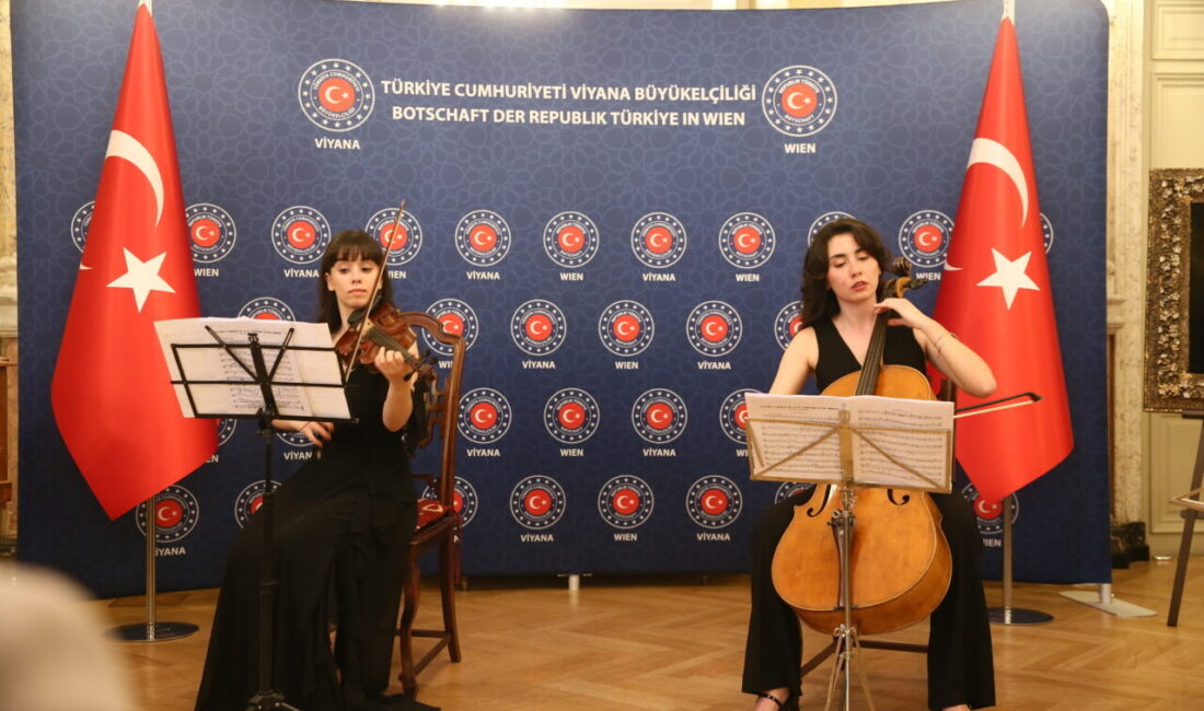 VİYANA (AA) – Avusturya'nın başkenti Viyana'da, 19 Mayıs Atatürk'ü Anma,