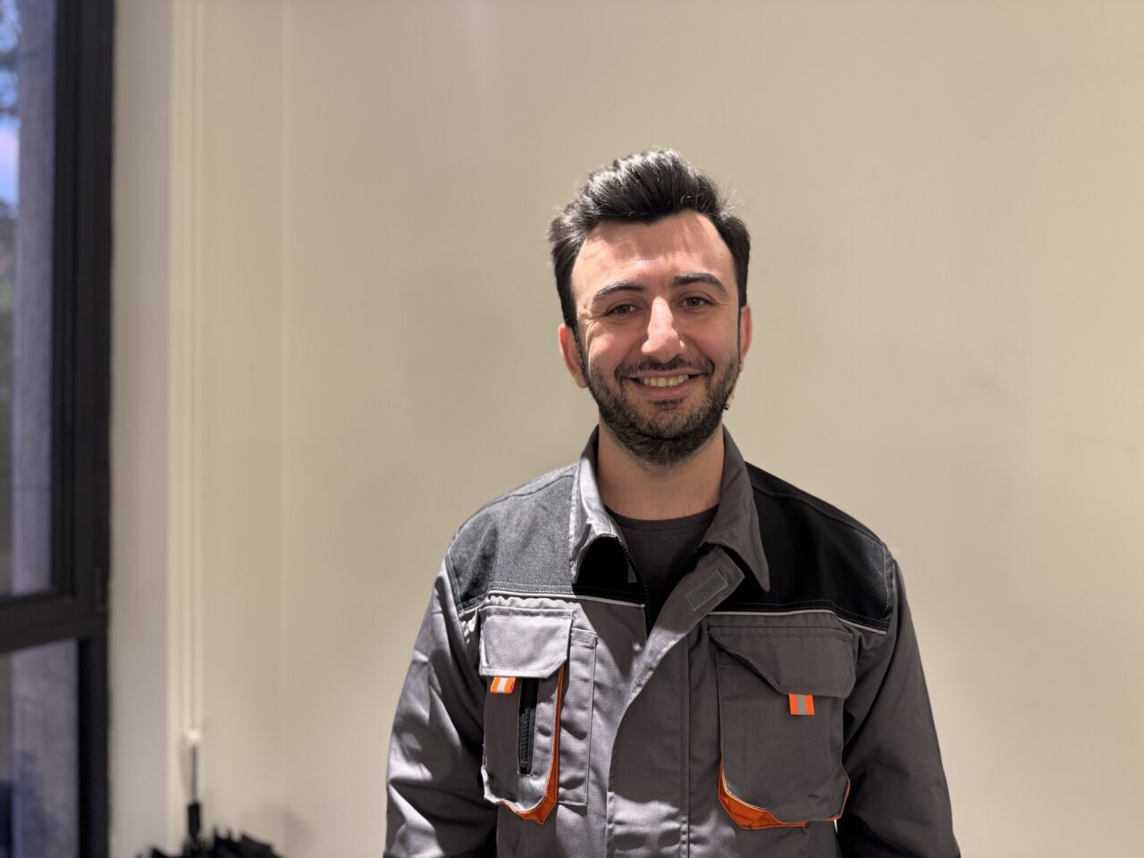 - Oyuncu ve yönetmen Metin Yıldız:
- "Dünyada bir ilki yapmanın,