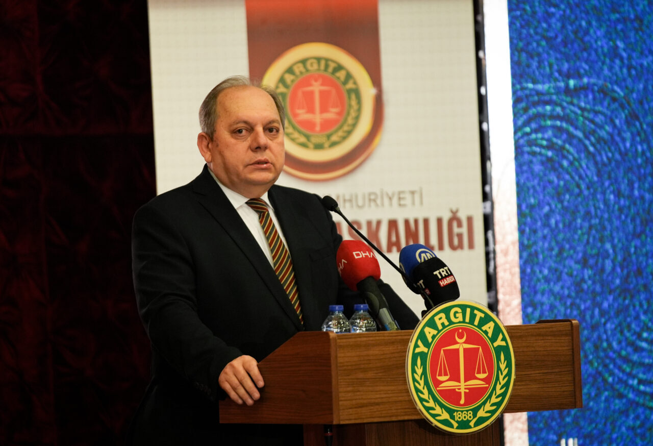 - "Hep birlikte Türkiye'de dosya sayısının azaltılması ve karar sürecinin