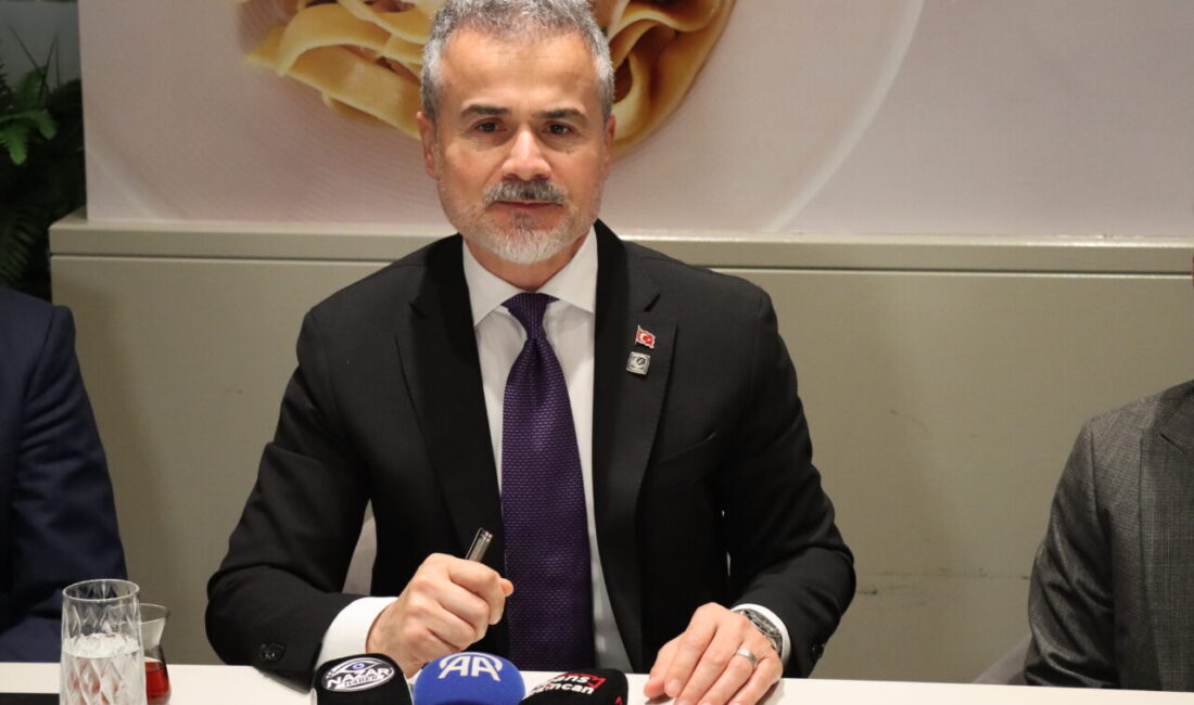 - "Ana muhalefetin yapması gereken, butlan kararı üzerine behemahal olağanüstü