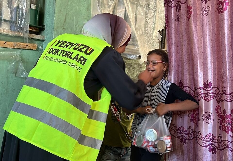 İSTANBUL (AA) – Yeryüzü Doktorları Derneği, bu yıl "Kurban Olsun,