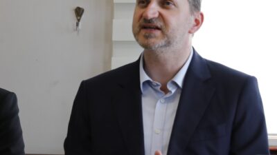 - "Türkiye Yeşilay Cemiyeti olarak biz yasal ve yasa dışı