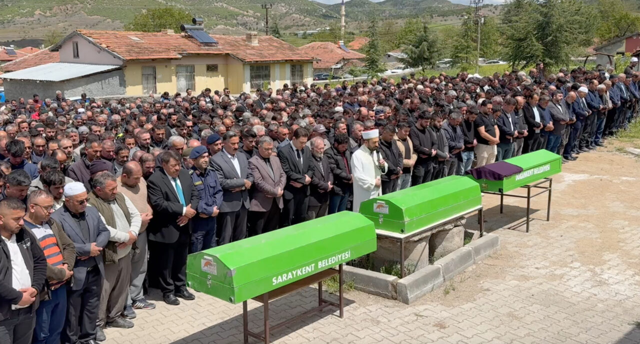YOZGAT (AA) – Yozgat'ın Saraykent ilçesinde öğrenci servisinin devrilmesi sonucu