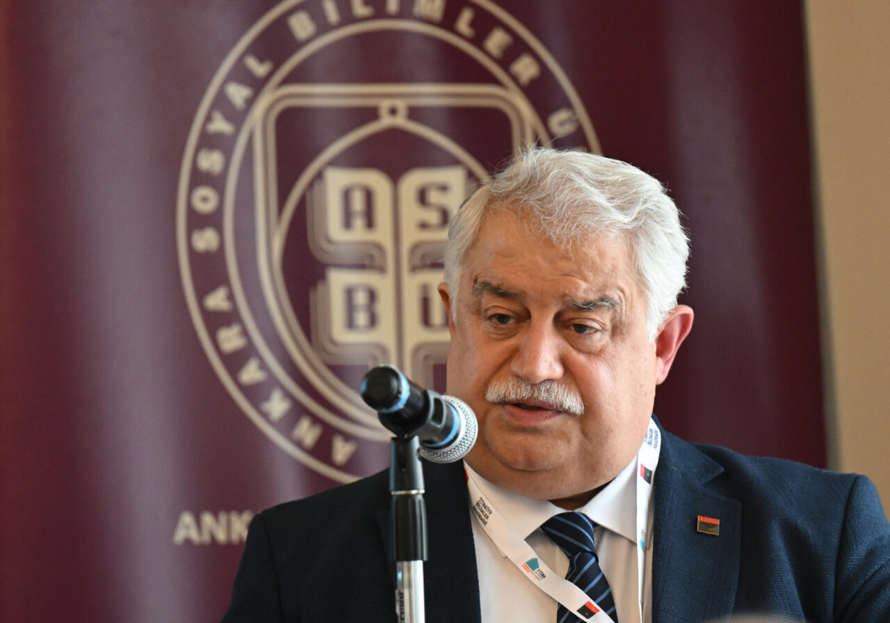 - TÜBA Başkanı Prof. Dr. Muzaffer Şeker:
- "Yapay zeka yalnızca