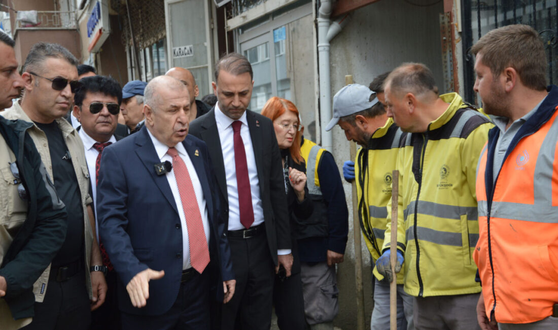 SAMSUN (AA) – Zafer Partisi Genel Başkanı Ümit Özdağ, 12