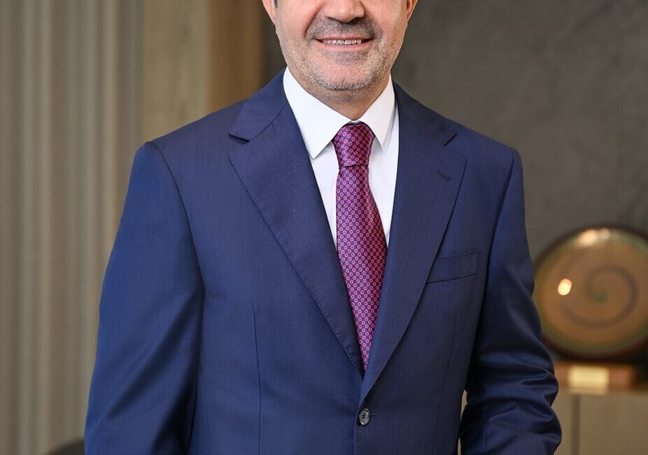 - "Ülkemizin bereketini büyüten, toprağı emekle işleyen, üretimiyle geleceğimizi şekillendiren