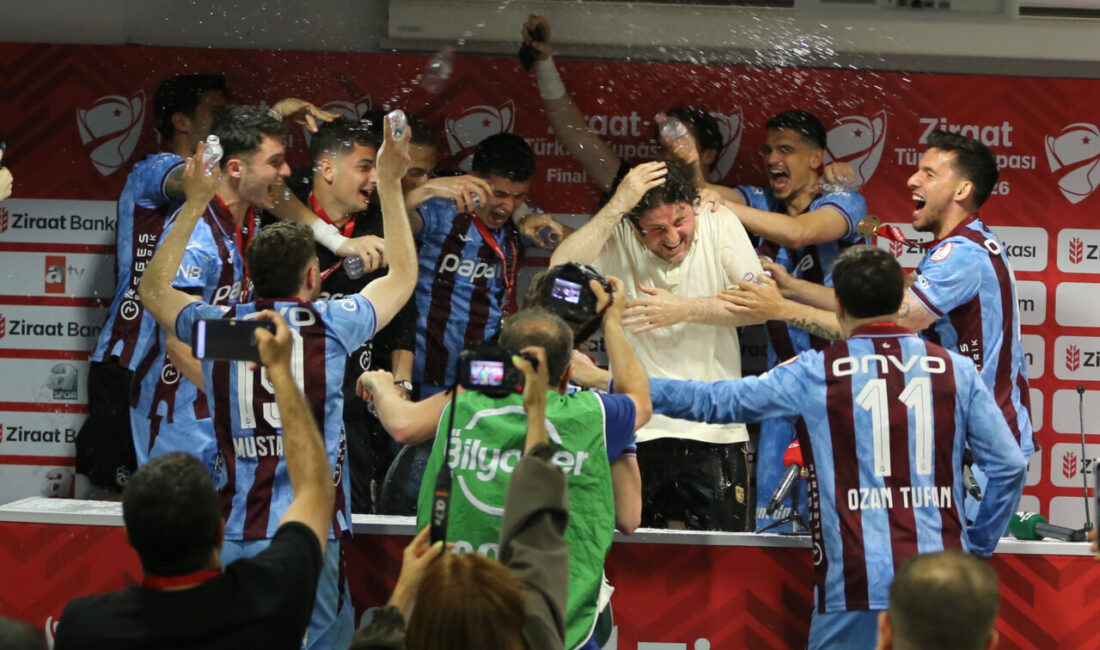 - Trabzonspor Teknik Direktörü Fatih Tekke:
- "Gelen taraftarı mutlu ettik.