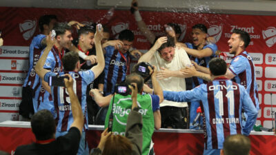 - Trabzonspor Teknik Direktörü Fatih Tekke:
- "Gelen taraftarı mutlu ettik.