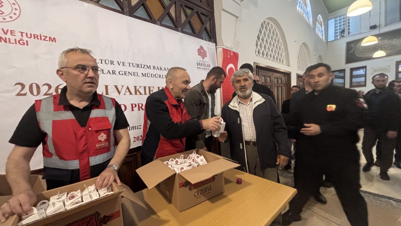 ZONGULDAK/KARABÜK (AA) – Zonguldak ve Karabük'te "Vakıf Haftası" kapsamında mevlit