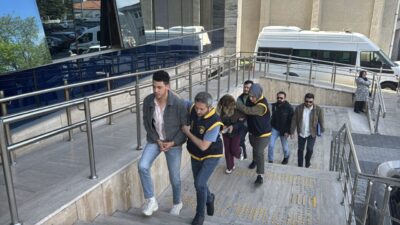 ZONGULDAK (AA) – Zonguldak'ta "ev sahibi yapma" vaadiyle dolandırıcılık yaptıkları