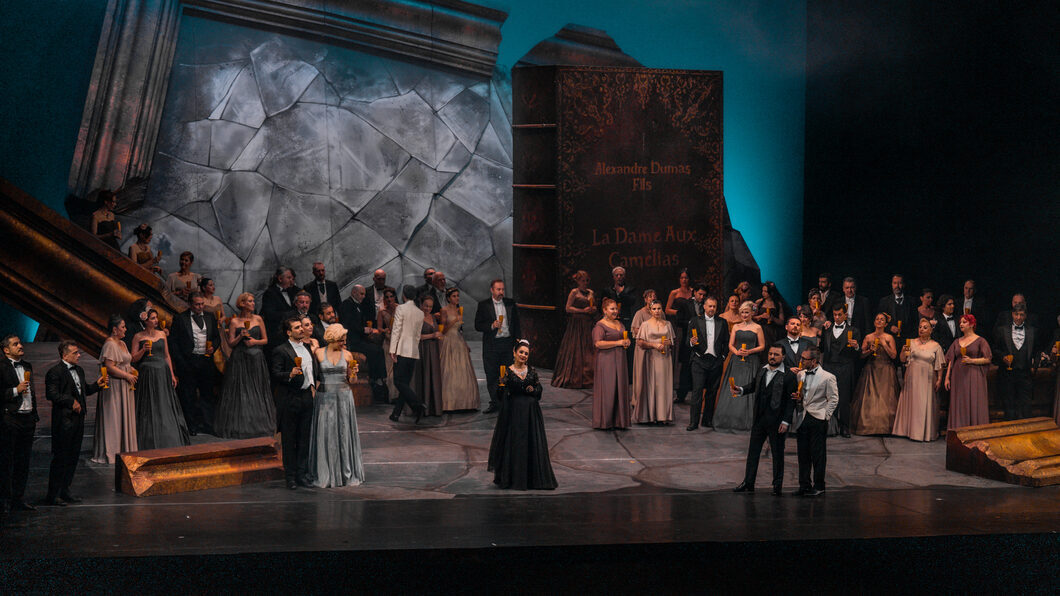 İSTANBUL (AA) – Giuseppe Verdi'nin "La Traviata" operası, Devlet Opera