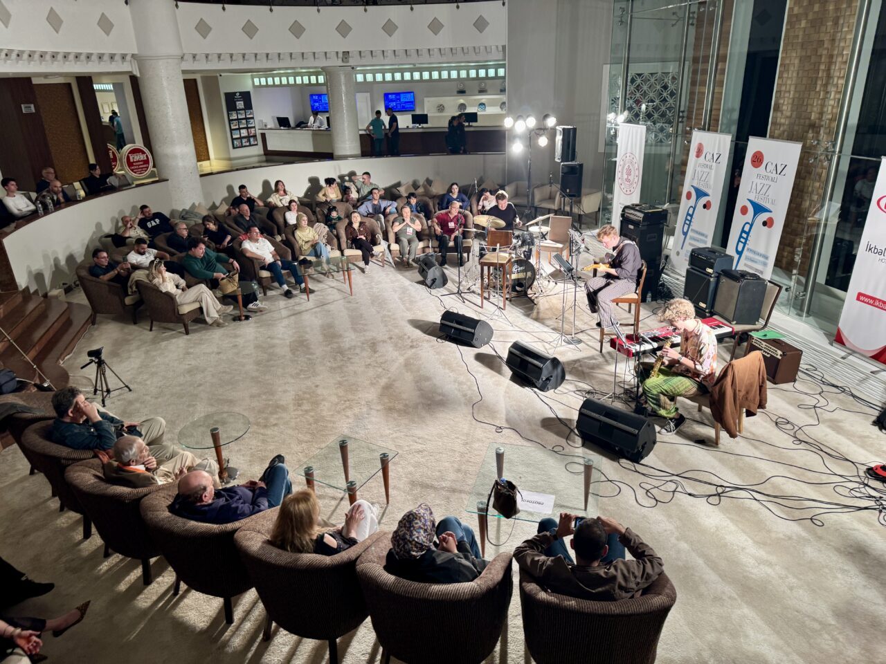 AFYONKARAHİSAR (AA) – 26. Afyonkarahisar Caz Festivali'nde Çekyalı iki grup
