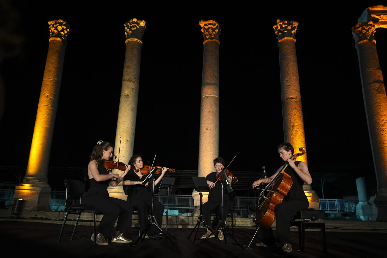 İZMİR (AA) – 39. Uluslararası İzmir Festivali'nde Quatuor Magenta konser