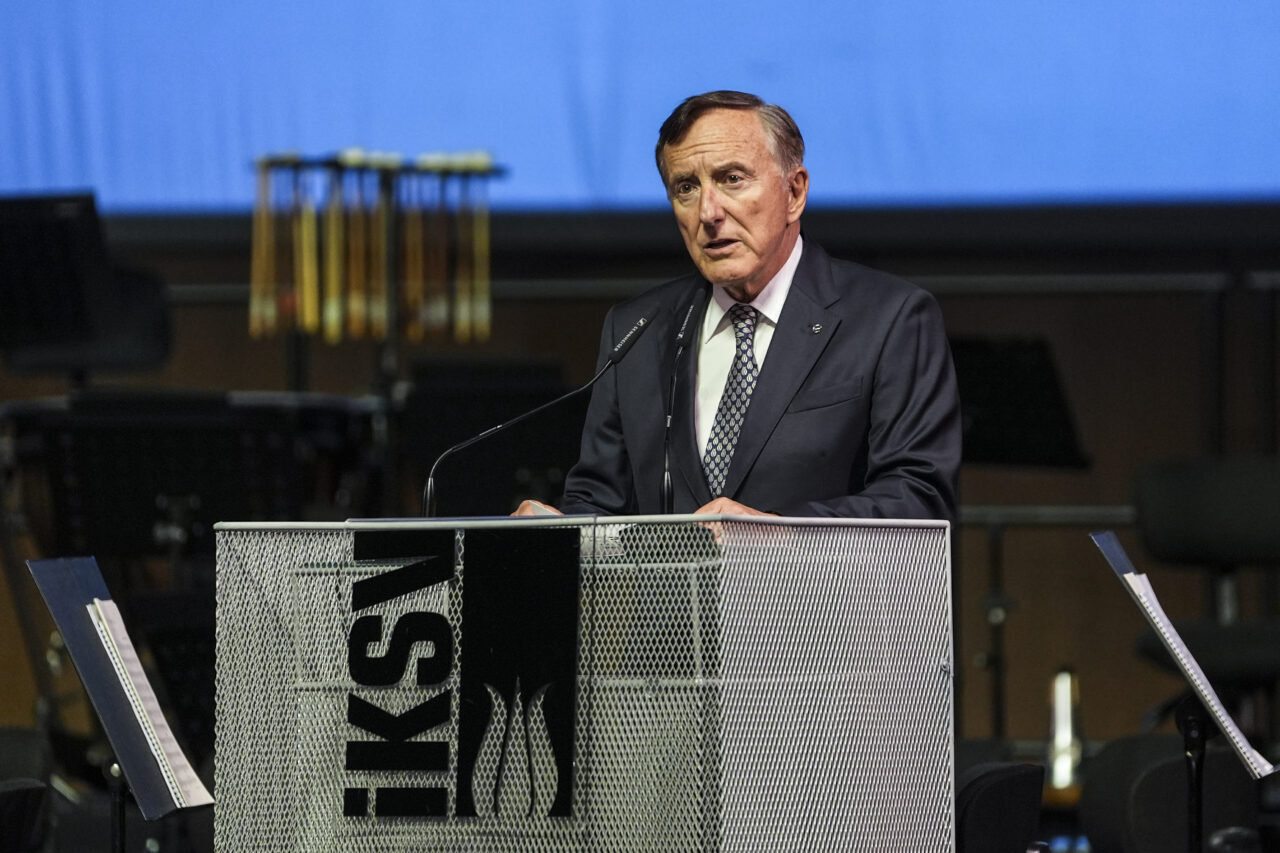 - Besteci Turgay Erdener'e "Onur Ödülü", piyanist Maria Joao Pires'e