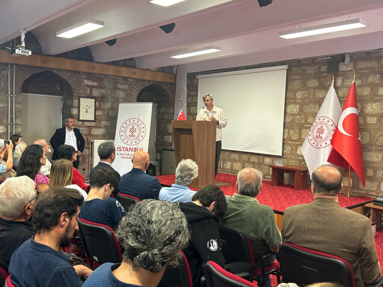- Orhan Kemal'in oğlu Işık Öğütçü:
- "Ölümünün 56. yılında, hayatımıza