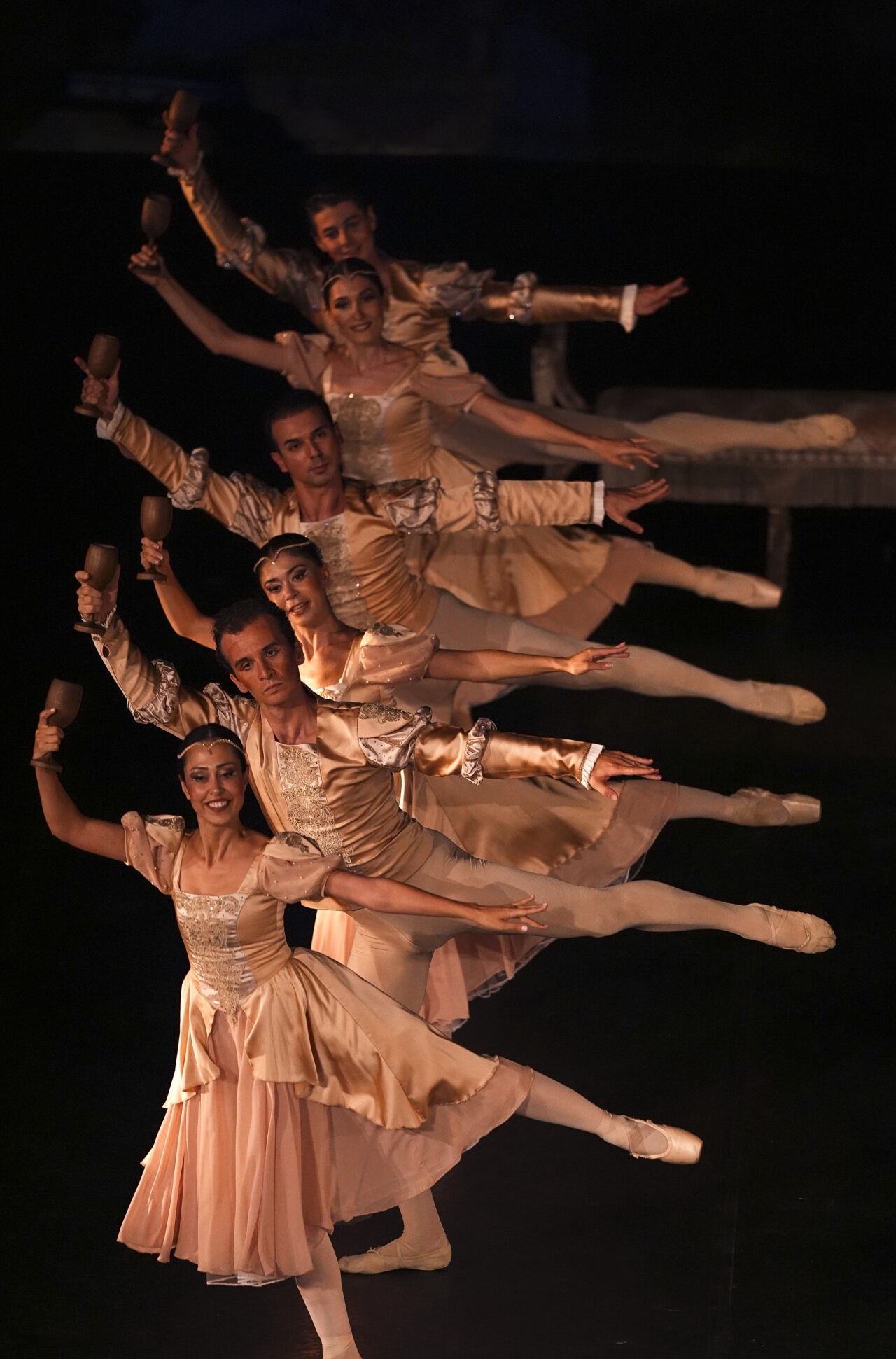 İZMİR (AA) – 9. Uluslararası Efes Opera ve Bale Festivali,