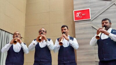 KIRŞEHİR (AA) – Kırşehir'de Bozkırın Abdalları Kooperatifi üyesi mahalli sanatçılar,