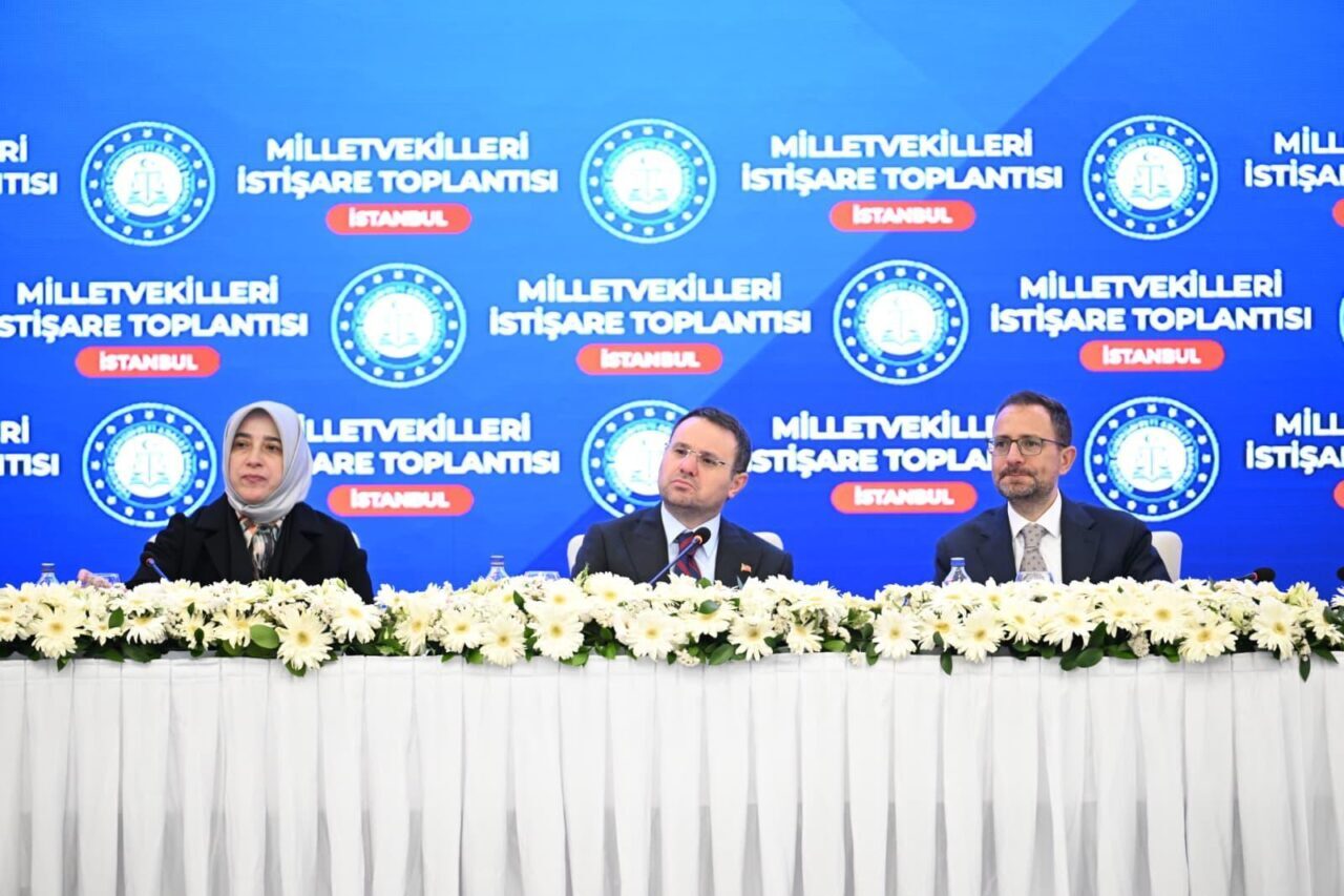 ANKARA (AA) – Adalet Bakanı Akın Gürlek, İstanbul milletvekilleri ile