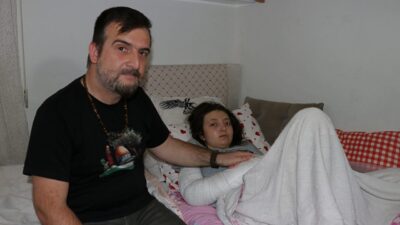 ADANA (AA) – Adana'nın merkez Yüreğir ilçesinde apartmanın 12. katındaki