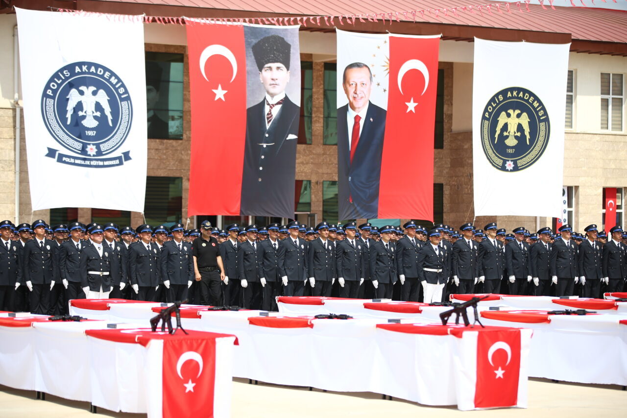 ADANA (AA) – Adana'da Kemal Serhadlı Polis Meslek Eğitim Merkezinde