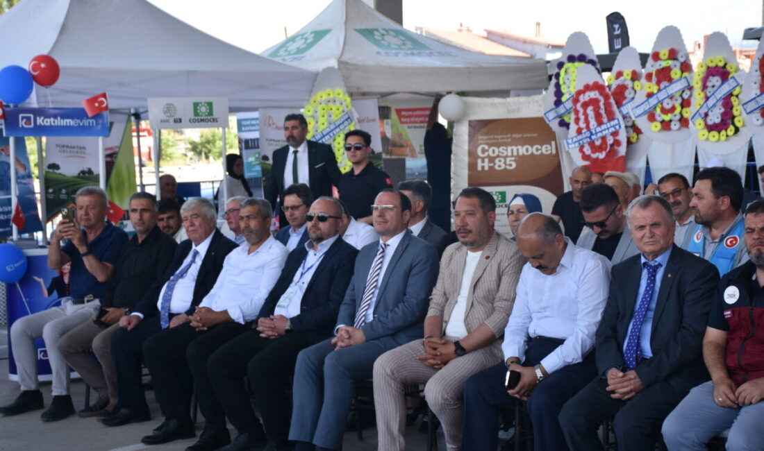 AFYONKARAHİSAR (AA) – Afyonkarahisar'ın Sultandağı ilçesinde "5. Ulusal Tarım, Hayvancılık