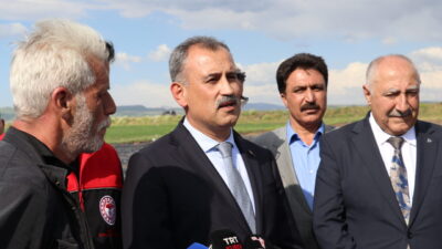 - Vali Önder Bozkurt:
- "Çilek bahçesi kurulumu kapsamında asgari 500