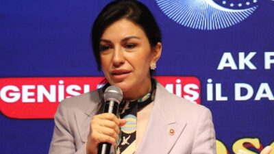 - "Deprem bölgesini yeniden inşa ettik. 500 bin kadar konutu