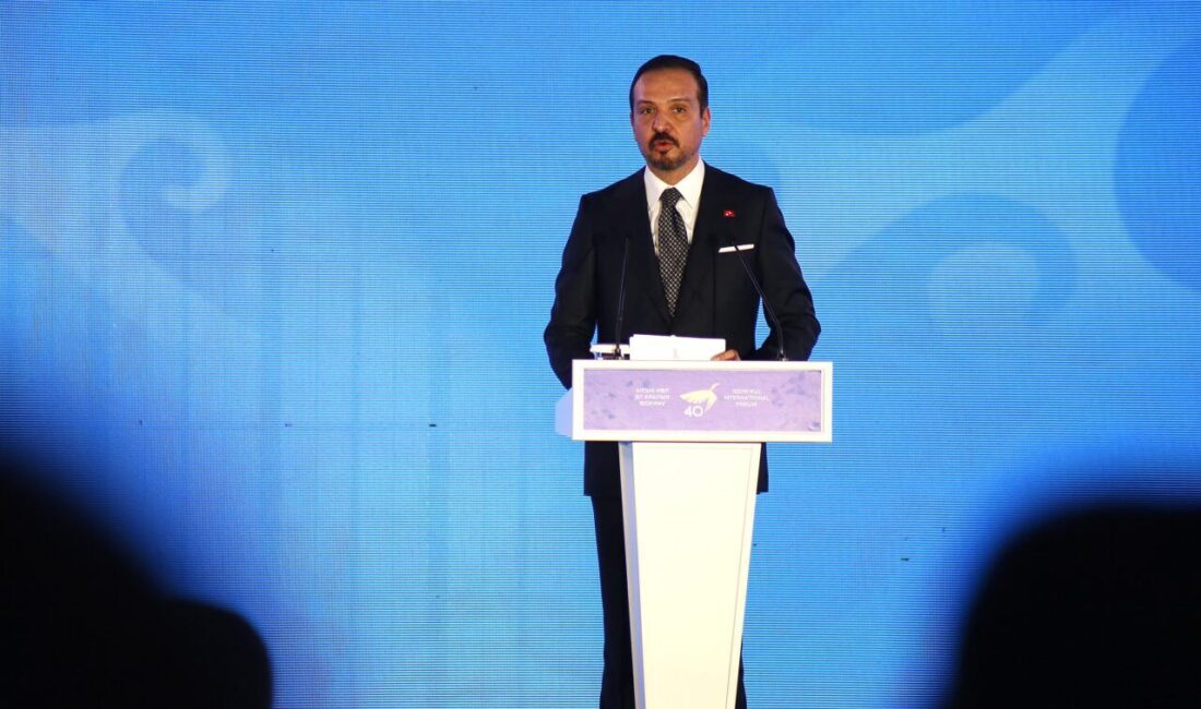 - "Yapay zeka bilgi üretir ama vicdan üretmez. O vicdanı
