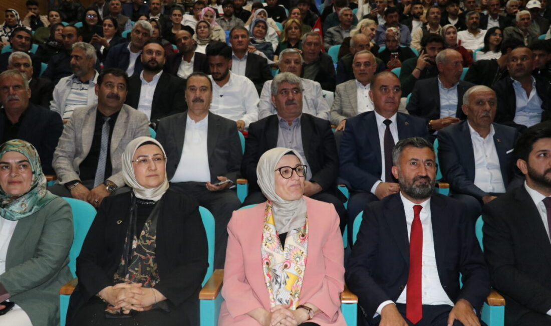 - "İnşallah 'Terörsüz Türkiye' süreci de Cumhuriyet'imizin ikinci asrına bırakılan