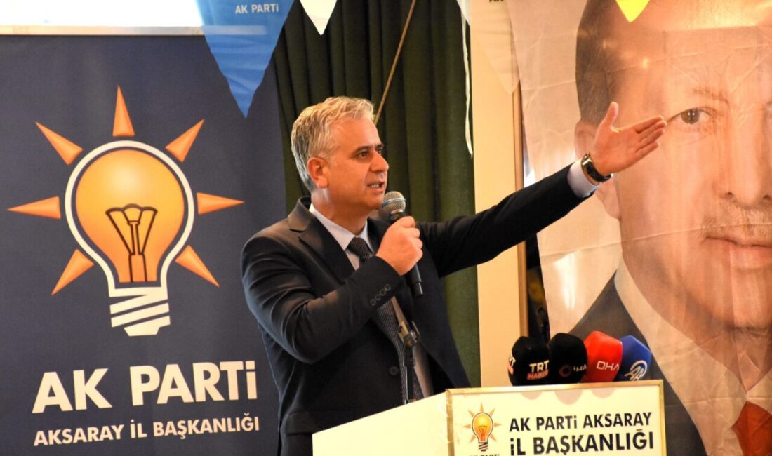 - "Bunlar kendi partilerindeki meseleyi bile çözemeyen, birbirlerine kumpas kurmaktan