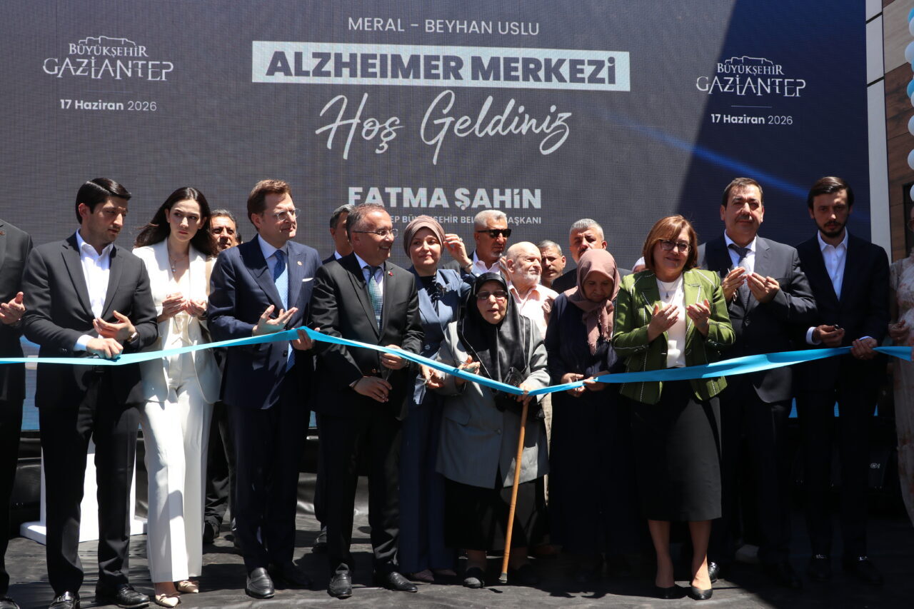 - "Bugün burada açılan bu merkez, çınarlarımıza sahip çıkmak için