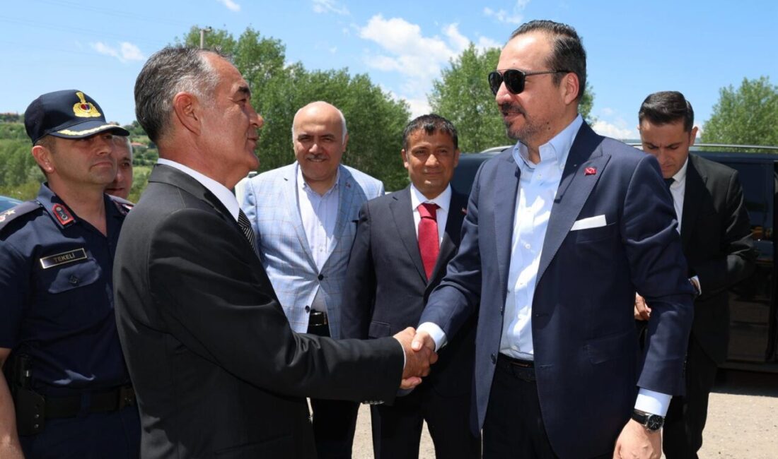 - "Adriyatik'ten Çin Seddi'ne, Balkanlar'dan Kafkasya'ya uzanan büyük gönül coğrafyamızda