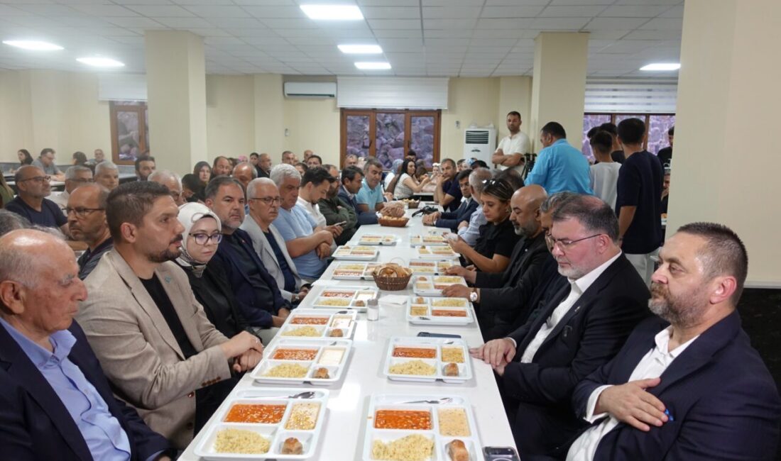 İZMİR (AA) – AK Parti İzmir İl Başkanı Bilal Saygılı,