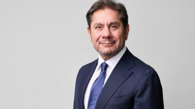 - Akbank Genel Müdürü Kaan Gür:
- "Akbank'a ve Türk ekonomisine