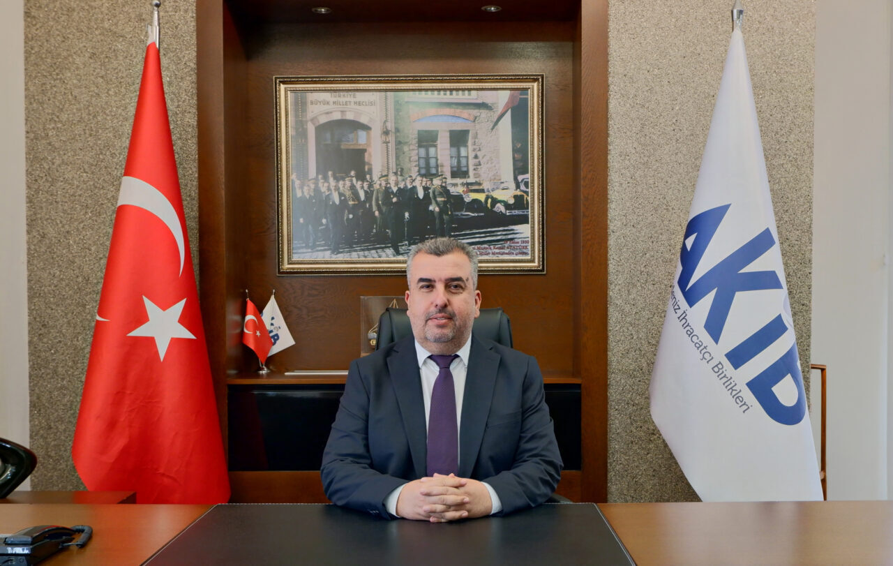 MERSİN (AA) – Akdeniz İhracatçı Birlikleri (AKİB) Koordinatör Başkanı İmam
