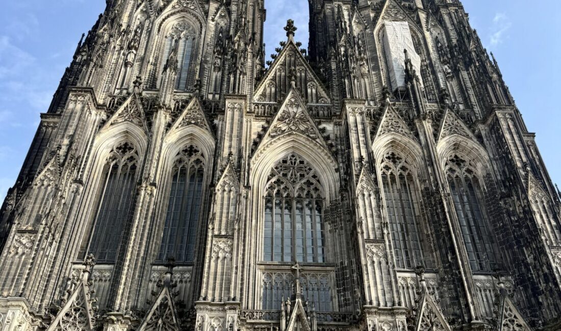 KÖLN (AA) – Almanya'nın önemli simgelerinden olan ve yılda yaklaşık