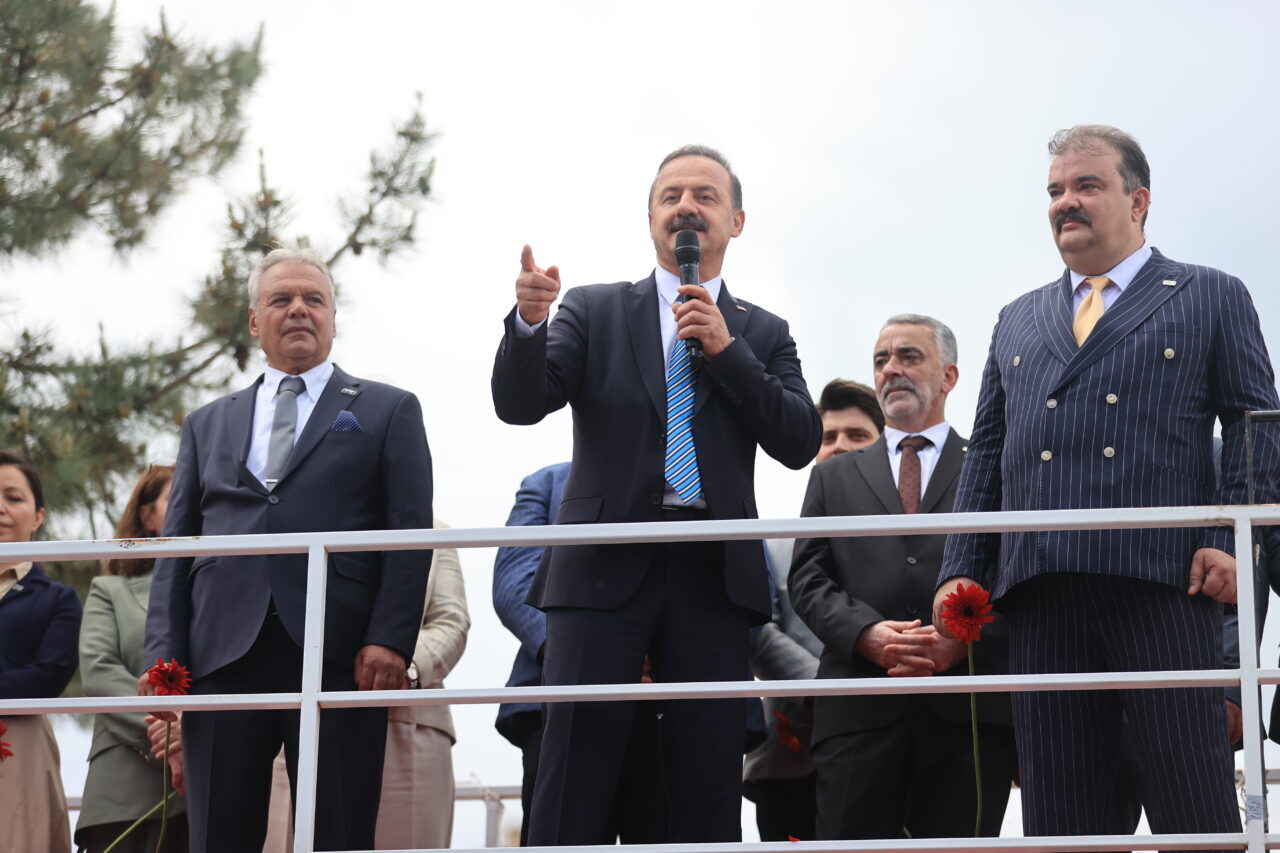 NEVŞEHİR (AA) – Anahtar Parti Genel Başkanı Yavuz Ağıralioğlu, 7