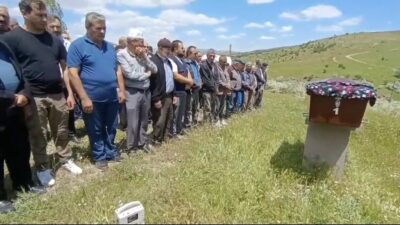 - Öldürülen kadının cenazesi toprağa verildi