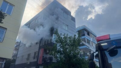 ANTALYA (AA) – Antalya'nın Muratpaşa ilçesinde apartman dairesinde çıkan yangında