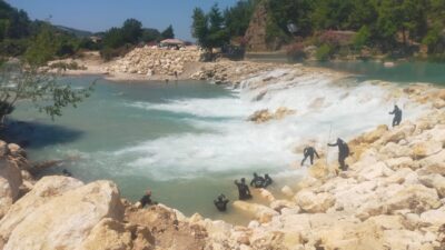 ANTALYA (AA) – Antalya'nın Manavgat ilçesinde Alara Çayı'nda kaybolan kişiyi